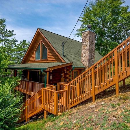 Inviting Sevierville Cabin With Deck And Hot Tub! ภายนอก รูปภาพ