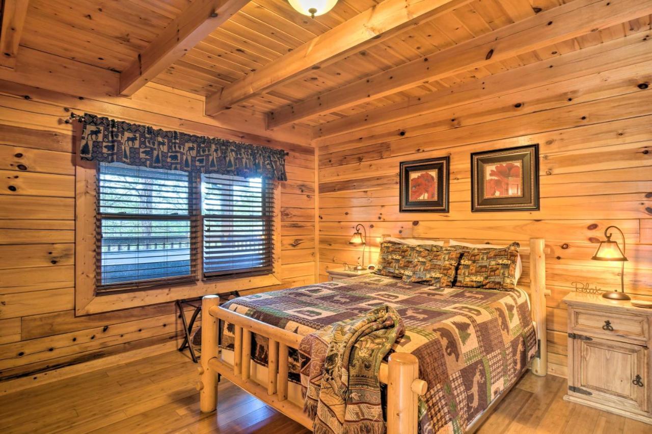 Inviting Sevierville Cabin With Deck And Hot Tub! ภายนอก รูปภาพ